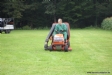 Wie is dat op zijn grasmachine, natuurlijk, onze gastheer Wilhelm Eimers
